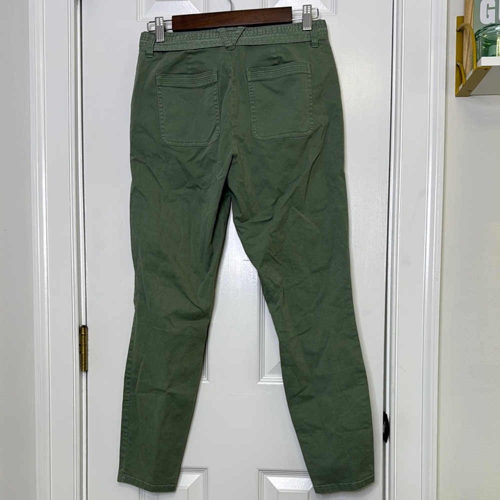 Vineyard Vines Green Cropped Pants with Tie Waist - Picture 5 of 6